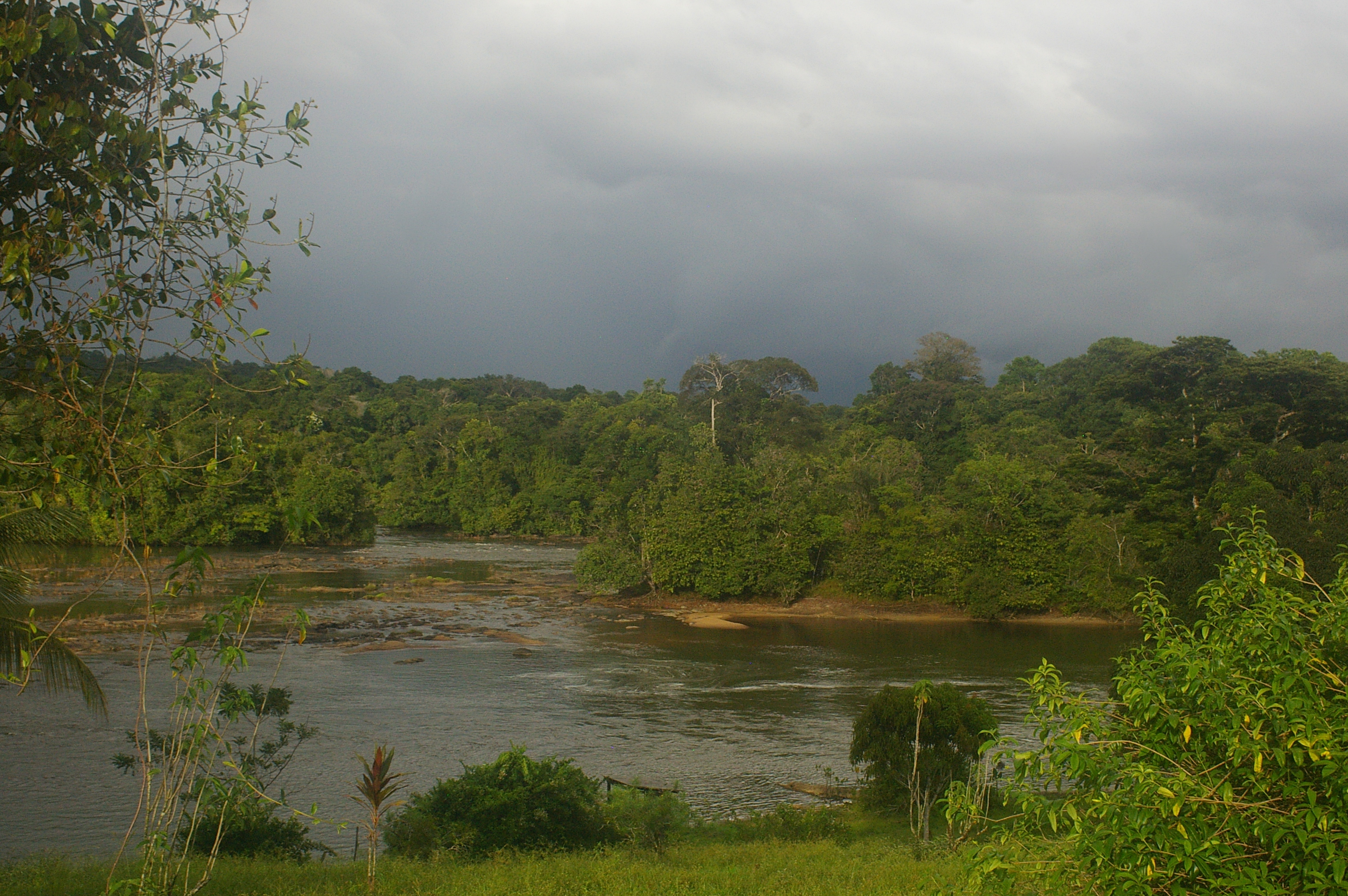 saut athanase approuague 20 nov 2011 jmg